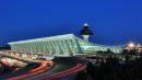 How To Pass Time In An Airport While Waiting For Your Flight